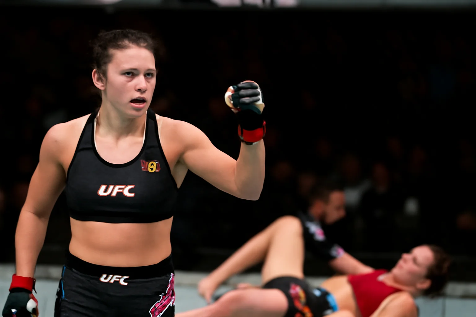 Alice Ardelean strălucește în UFC după abandonul adversarei