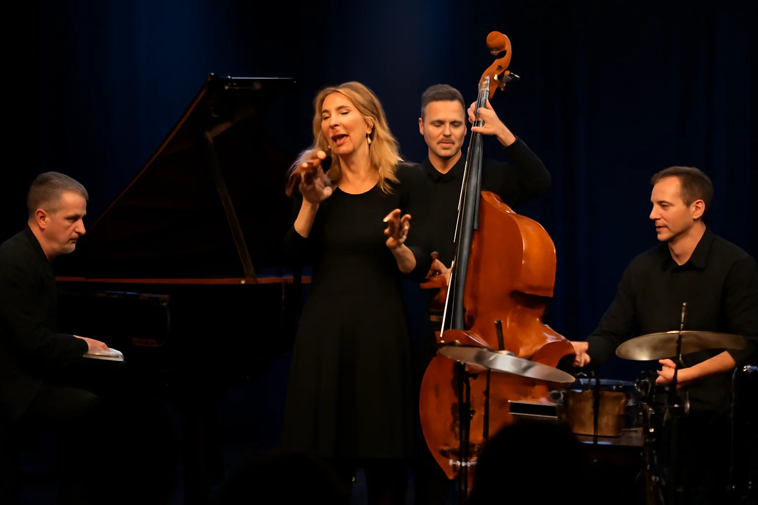 Concert lansare album Sárik Péter Trió și Koszorus Krisztina